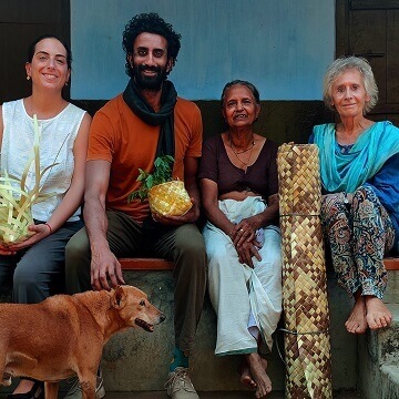 Photo with our storyteller. Sustainable travel