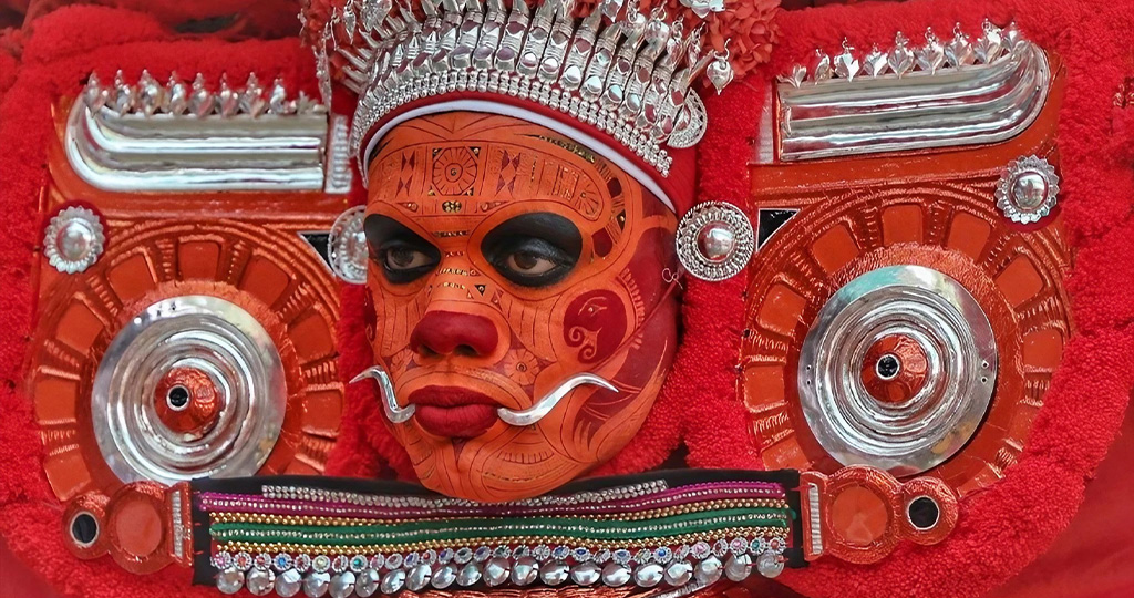 Muchilottu amma theyyam of North Kerala