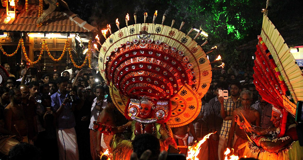 Makkam Theyyam 