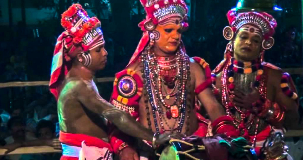 Makkam Theyyam