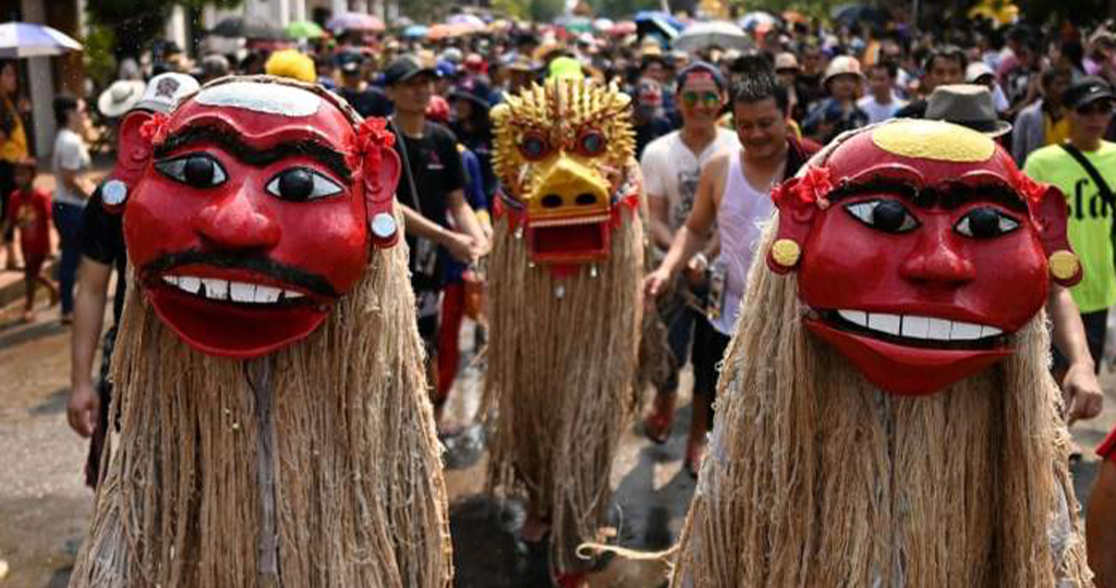 Khmer mask and dance